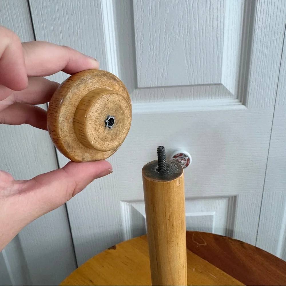 Wooden freestanding paper‎ towel holder